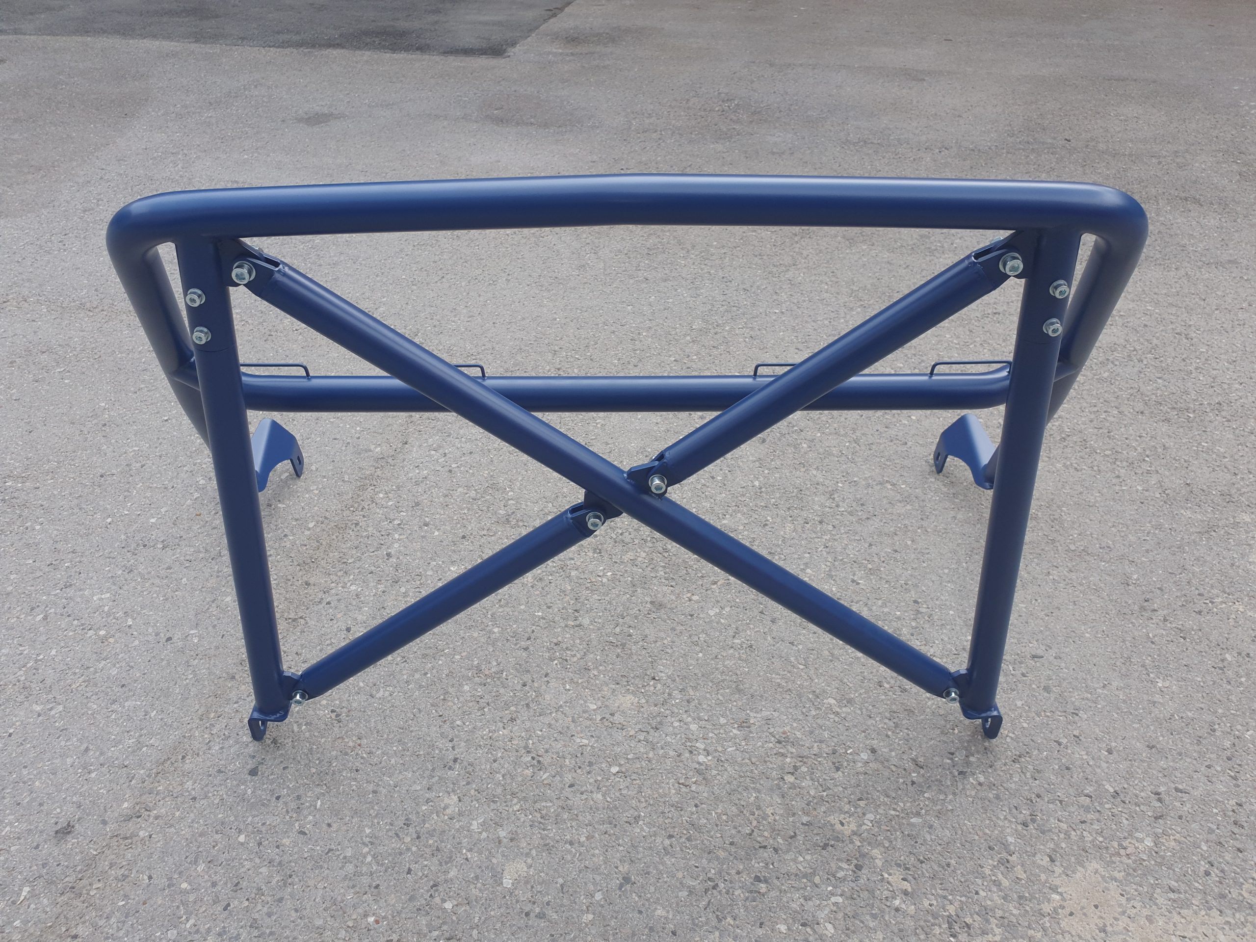 Clubsport-Bügel, passend für Porsche 964, inkl. Diagonal-Kreuz 3-teilig, inkl. eingeschweißtem und gebogenem Gurtrohr, inkl. 4 Gurthalte-Bügel (gegen Aufpreis) auf dem Gurtrohr, Blau Pulver beschichtet (Sonderfarbe gegen Aufpreis)