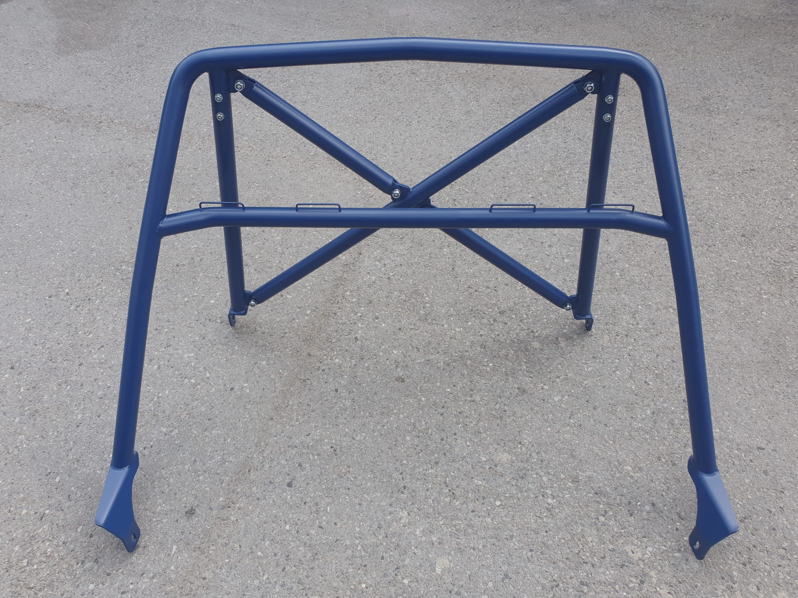 Clubsport-Bügel, passend für Porsche 964, inkl. Diagonal-Kreuz 3-teilig, inkl. eingeschweißtem und gebogenem Gurtrohr, inkl. 4 Gurthalte-Bügel (gegen Aufpreis) auf dem Gurtrohr, Blau Pulver beschichtet (Sonderfarbe gegen Aufpreis)